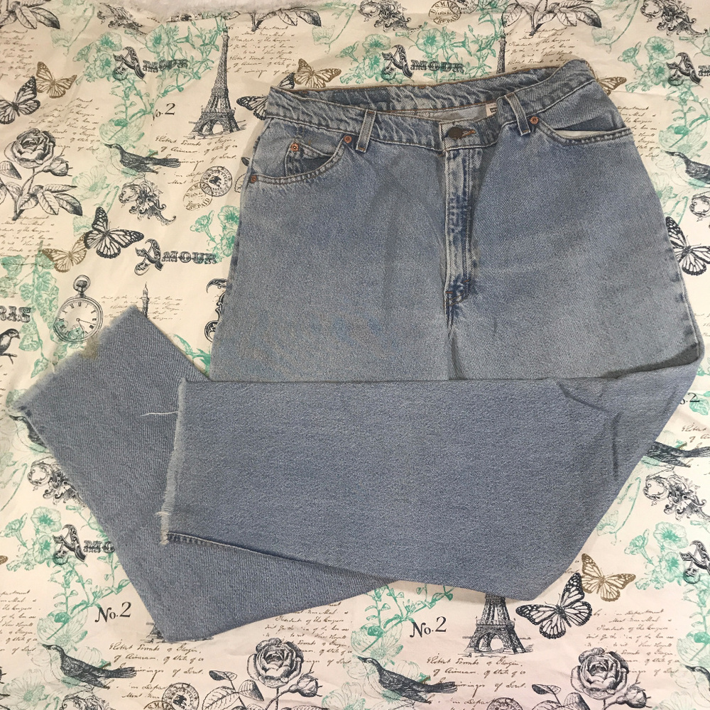 Vintage Levi’s 950 Relaxed Fit Tapered Leg 34 - Picture 4 of 8